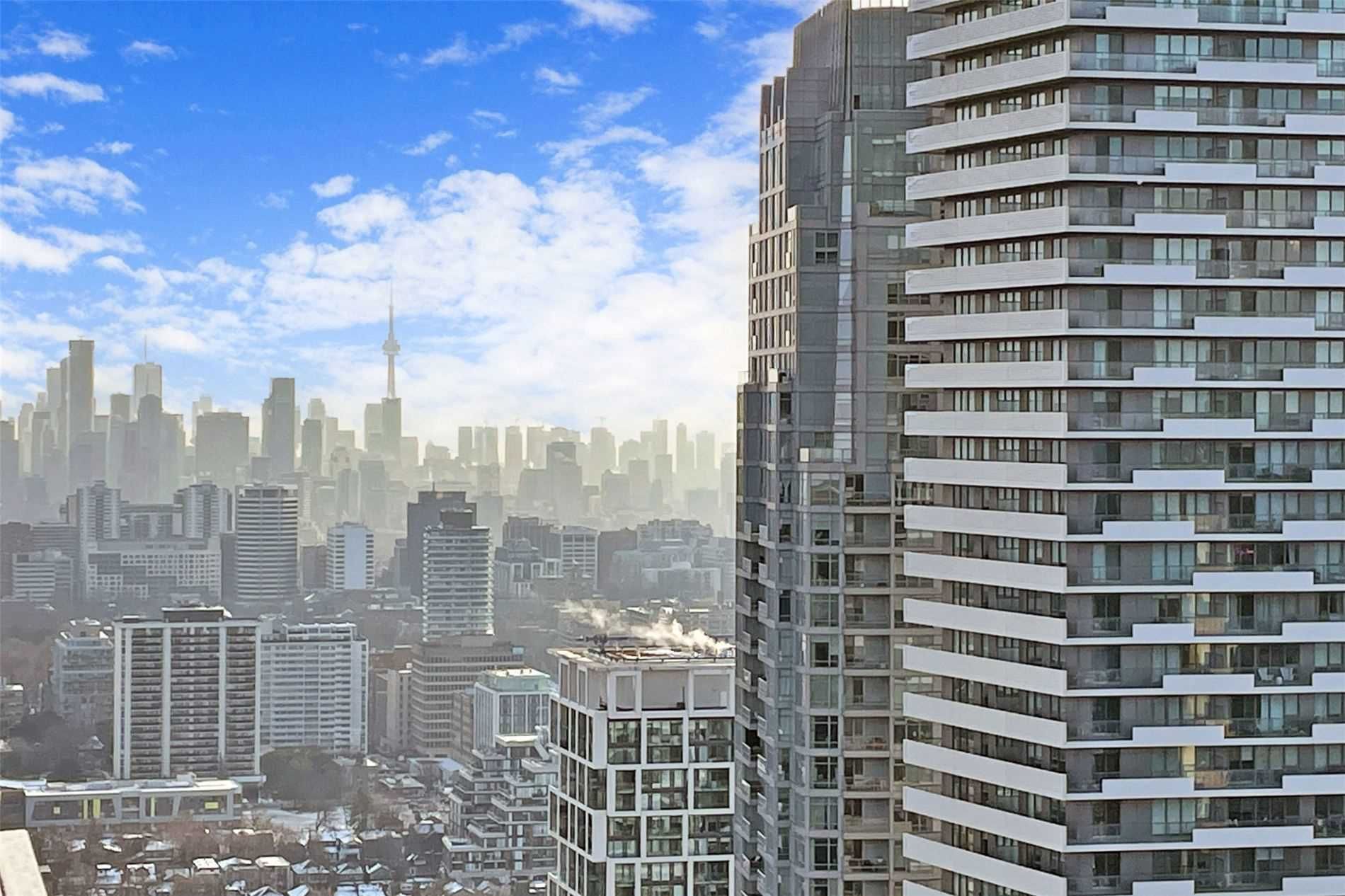 Main Photo: 3907 39 Roehampton Avenue in Toronto: Mount Pleasant West Condo for lease (Toronto C10)  : MLS®# C5852113