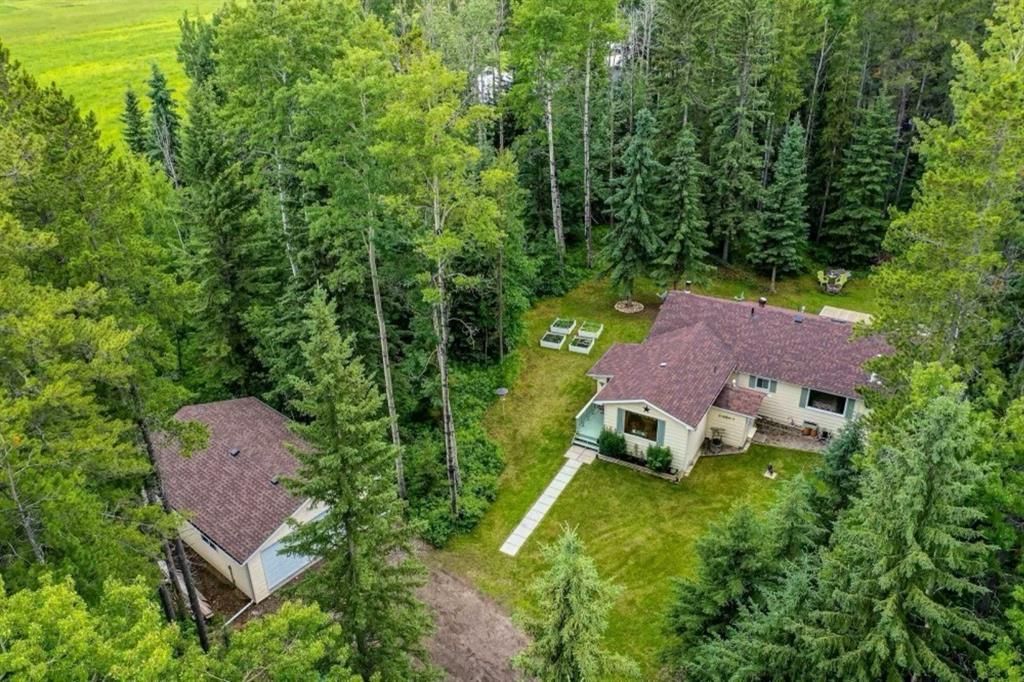 Main Photo: 8 South Raven Close: Rural Clearwater County Detached for sale : MLS®# A1186166