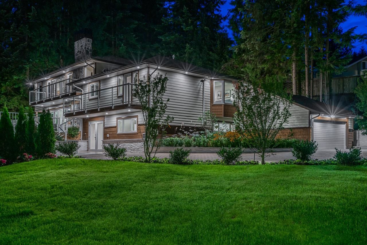 Main Photo: 311 STEVENS Drive in West Vancouver: British Properties House for sale : MLS®# R2777302