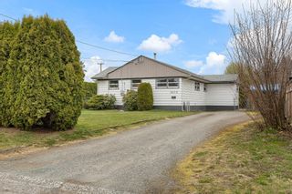 Photo 1: 9679 EPP Drive in Chilliwack: Chilliwack Proper East House for sale : MLS®# R2872013
