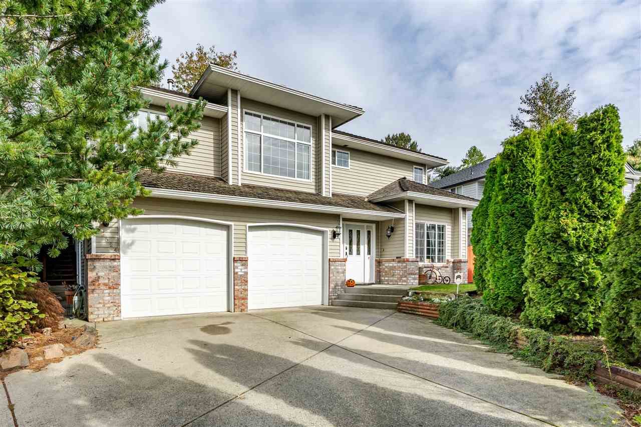 Main Photo: 35624 DINA Place in Abbotsford: Abbotsford East House for sale : MLS®# R2410757