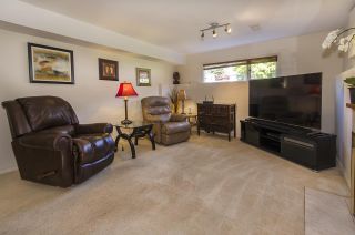 Photo 15: 945 VINEY Road in North Vancouver: Lynn Valley House for sale : MLS®# R2059288