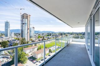 Photo 14: 1702 657 WHITING Way in Coquitlam: Coquitlam West Condo for sale : MLS®# R2879886