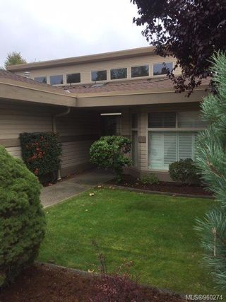 Photo 2: 917 Lakes Blvd in Parksville: PQ French Creek Row/Townhouse for sale (Parksville/Qualicum)  : MLS®# 960274