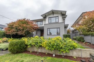 Photo 1: 436 E 5TH Street in North Vancouver: Lower Lonsdale House for sale : MLS®# R2825615