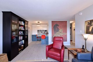 Photo 5: 316 964 Heywood Ave in Victoria: Vi Fairfield West Condo for sale : MLS®# 867328
