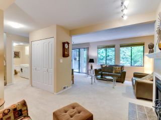 Photo 9: 8560 WOODGROVE PLACE in Burnaby: Forest Hills BN Townhouse for sale (Burnaby North)  : MLS®# R2273827