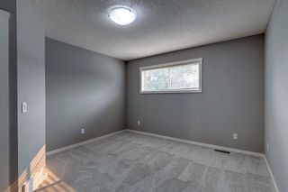 Photo 19: 57 Millview Green SW in Calgary: Millrise Row/Townhouse for sale : MLS®# A1135265