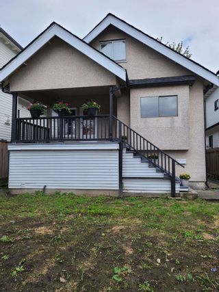 Main Photo: 1649 E 11TH AVENUE in Vancouver: Grandview Woodland House for sale (Vancouver East)  : MLS®# R2688364