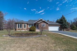 Photo 1: 26 ALLENFORD Drive in West St Paul: Rivercrest Residential for sale (R15)  : MLS®# 202312595