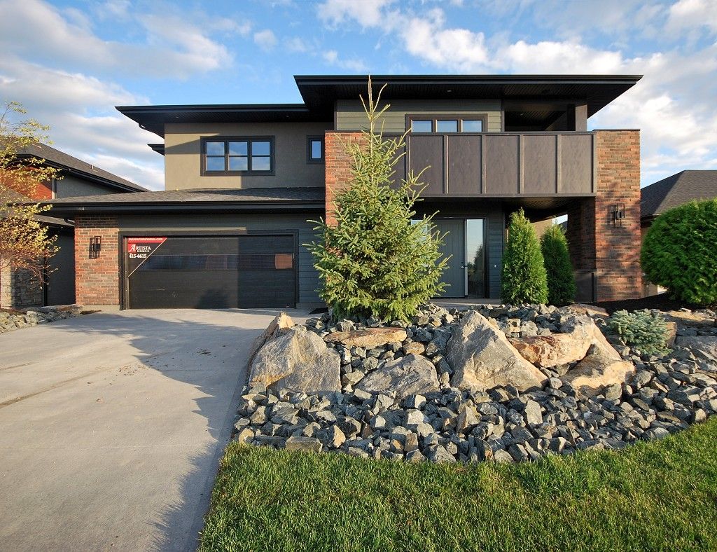 Main Photo: 40 Willow Brook Road in Winnipeg: Bridgwater Lakes Single Family Detached for sale (1R) 