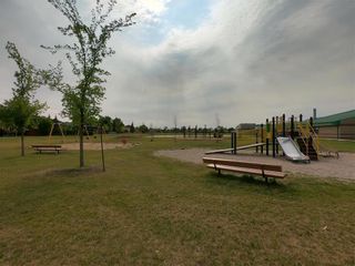Photo 28: 10 Sheldon Drive in Winnipeg: River Park South Residential for sale (2F)  : MLS®# 202120482