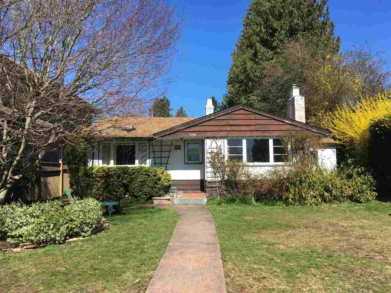 Main Photo: 508 EAST 10TH Street in North Vancouver: Boulevard House for sale : MLS®# R2384073