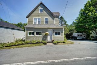 Photo 1: 4884 Highway 12 in New Ross: 405-Lunenburg County Residential for sale (South Shore)  : MLS®# 202219271