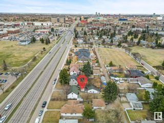 Photo 4: 11137 111 Avenue in Edmonton: Zone 08 House for sale : MLS®# E4384507