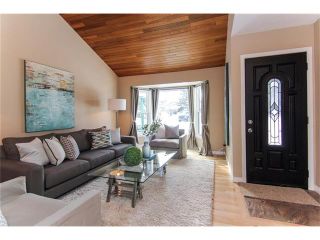 Photo 4: 63 MILLBANK Court SW in Calgary: Millrise House for sale : MLS®# C4098875