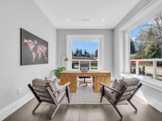 Photo 2: 2856 165 Street in Surrey: Grandview Surrey House for sale (South Surrey White Rock)  : MLS®# R2861876