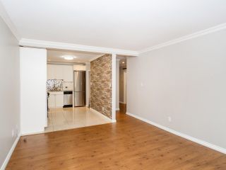 Photo 4: 113 8680 FREMLIN Street in Vancouver: Marpole Condo for sale in "COLONIAL ARMS" (Vancouver West)  : MLS®# R2416429