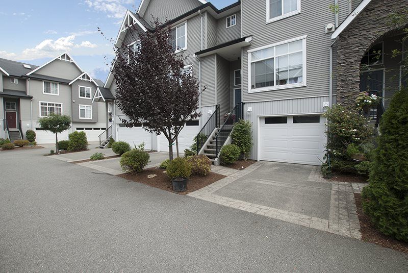 Main Photo: 55 8881 WALTERS STREET in : Chilliwack Proper South Townhouse for sale : MLS®# R2204841