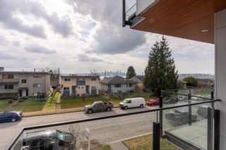Photo 2: 1 434 E 1ST Street in North Vancouver: Lower Lonsdale 1/2 Duplex for sale : MLS®# R2872618