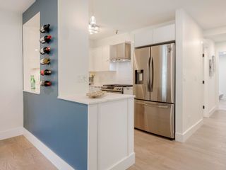 Photo 9: 103 1525 PENDRELL Street in Vancouver: West End VW Condo for sale in "CHARLOTTE GARDENS" (Vancouver West)  : MLS®# R2672303