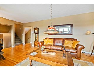 Photo 8: 5924 LEWIS Drive SW in Calgary: Lakeview House for sale : MLS®# C4040273