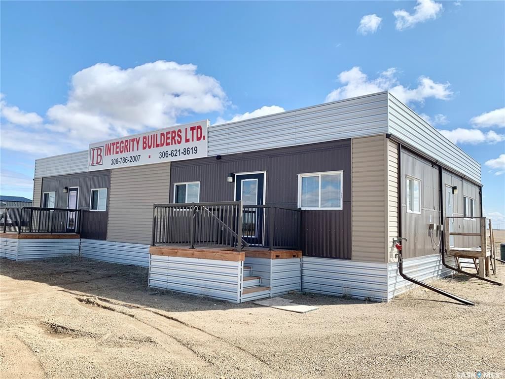 Main Photo: 19 Rocky Mountain Way in Orkney: Commercial for sale (Orkney Rm No. 244)  : MLS®# SK955896