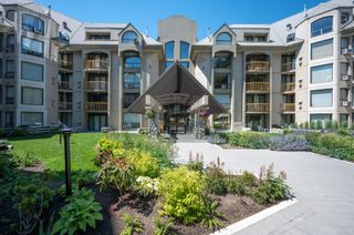 Main Photo: 602 4809 SPEARHEAD Drive in Whistler: Benchlands Condo for sale in "Marquise" : MLS®# R2881505
