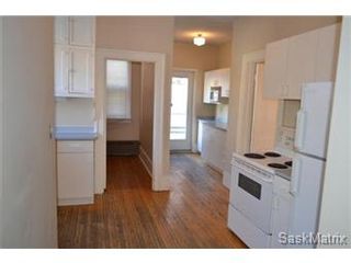 Photo 10: 211 Clarence Avenue South in Saskatoon: Varsity View Single Family Dwelling for sale (Saskatoon Area 02)  : MLS®# 419269