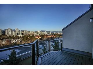 Photo 11: 107 1141 7TH Ave W in Vancouver West: Home for sale : MLS®# V1038154