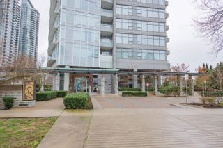 Photo 3: 2205 4880 BENNETT Street in Burnaby: Metrotown Condo for sale in "Chancellor" (Burnaby South)  : MLS®# R2752357