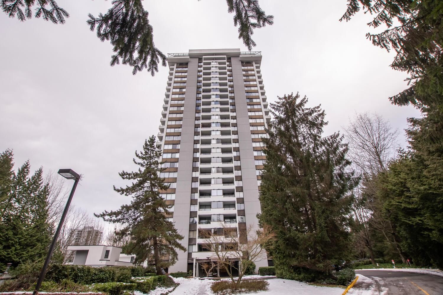 Main Photo: 1403 9521 CARDSTON Court in Burnaby: Government Road Condo for sale (Burnaby North)  : MLS®# R2641247