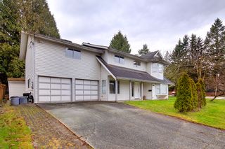 Photo 2: 20802 48 Avenue in Langley: House for sale