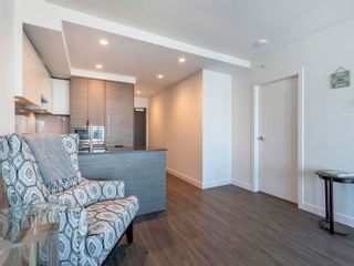 Photo 14: 3205 13615 FRASER Highway in Surrey: Whalley Condo for sale in "Hub One" (North Surrey)  : MLS®# R2723055