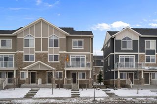 Photo 2: 1521 Symons Valley Parkway NW in Calgary: Evanston Row/Townhouse for sale : MLS®# A1206751