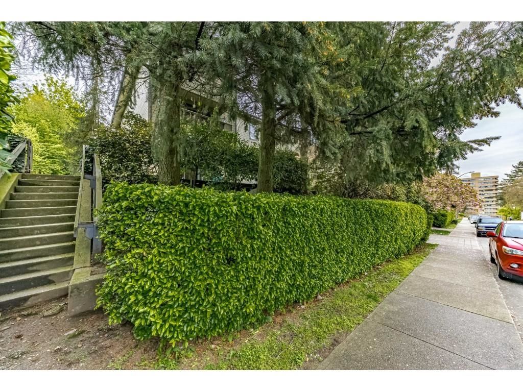 Main Photo: 301 225 MOWAT Street in New Westminster: Uptown NW Condo for sale : MLS®# R2685972