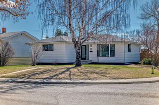 Photo 2: 67 Fyffe Road SE in Calgary: Fairview Detached for sale : MLS®# A2125677
