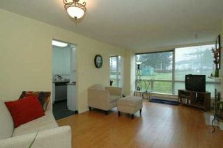 Photo 3: 9633 MANCHESTER Drive in Burnaby: Cariboo Condo for sale in "STRATHMORE TOWERS" (Burnaby North)  : MLS®# V627416