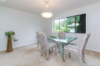 Photo 6: 4490 Copsewood Pl in VICTORIA: SE Broadmead House for sale (Saanich East)  : MLS®# 827841