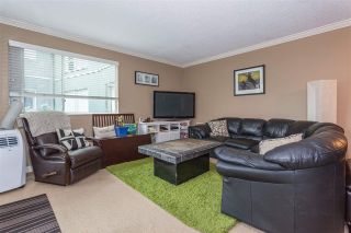Photo 9: 203 1550 MARINER Walk in Vancouver: False Creek Condo for sale in "Mariners Point" (Vancouver West)  : MLS®# R2288697
