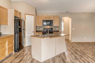 Photo 12: 203 8 Everridge Square SW in Calgary: Evergreen Row/Townhouse for sale : MLS®# A2064052