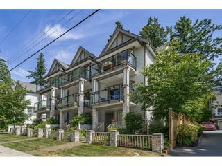 Photo 3: 1 1456 EVERALL Street: White Rock Townhouse for sale in "DORSET GARDENS" (South Surrey White Rock)  : MLS®# R2711890