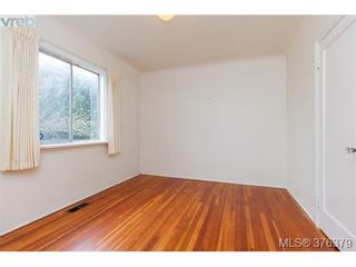 Photo 10: 1838 Newton St in VICTORIA: SE Camosun House for sale (Saanich East)  : MLS®# 755564