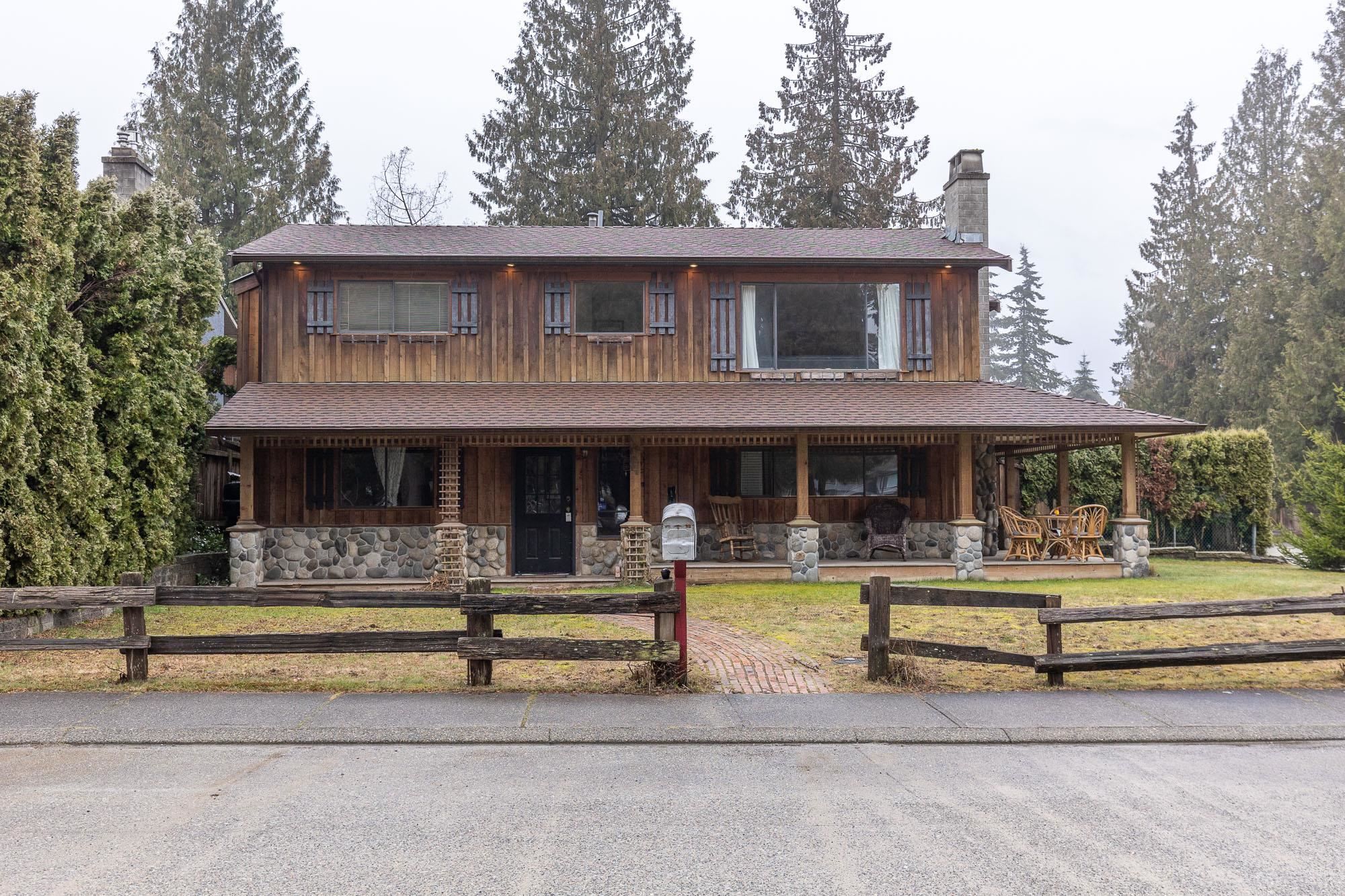 Main Photo: 34606 KENT Avenue in Abbotsford: Abbotsford East House for sale : MLS®# R2758790