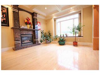 Photo 2: 3975 GLENDALE Street in Vancouver: Renfrew Heights House for sale (Vancouver East)  : MLS®# V922471