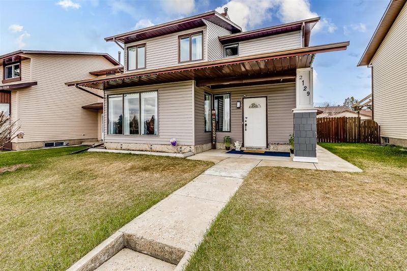 FEATURED LISTING: 2129 Summerfield Boulevard Southeast Airdrie
