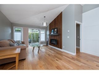 Photo 3: 51 8737 212 Street in Langley: Walnut Grove Townhouse for sale in "Chartwell Green" : MLS®# R2448561
