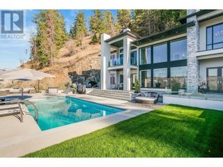 Photo 30: 112 Sunset Boulevard Okanagan Landing: Okanagan Shuswap Real Estate Listing: MLS®# 10307504