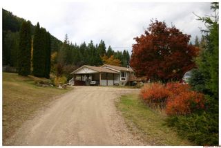 Photo 4: 5086 SE Shaw Road in Salmon Arm: Southeast House for sale : MLS®# 10037282