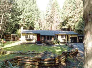 Photo 1: 3004 LOWER Road: Roberts Creek House for sale (Sunshine Coast)  : MLS®# R2249400